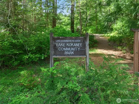 290 N Dow Creek Drive Hoodsport WA 98548