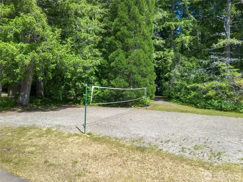 290 N Dow Creek Drive Hoodsport WA 98548