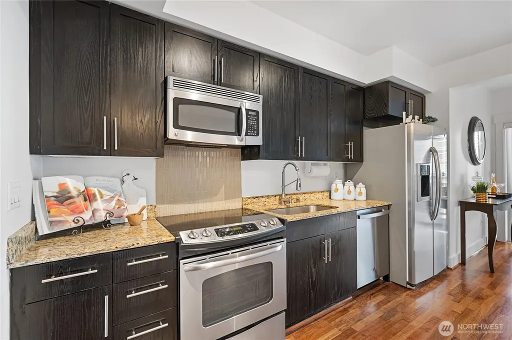 699 John Street Seattle WA 98109