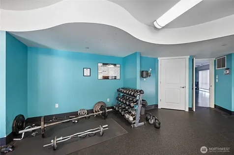 699 John Street Seattle WA 98109