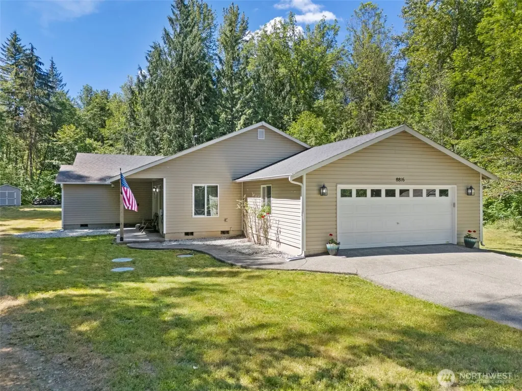 8816 324th St E Eatonville WA 98328