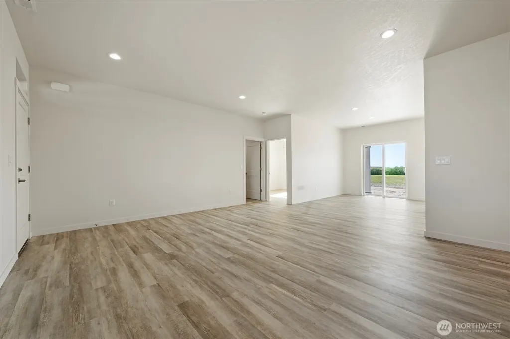 6739 SE Club House Drive Court Othello WA 99344