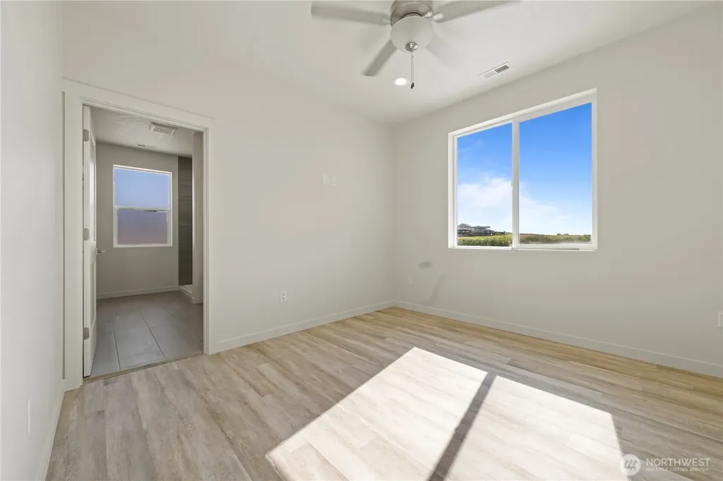 6739 SE Club House Drive Court Othello WA 99344