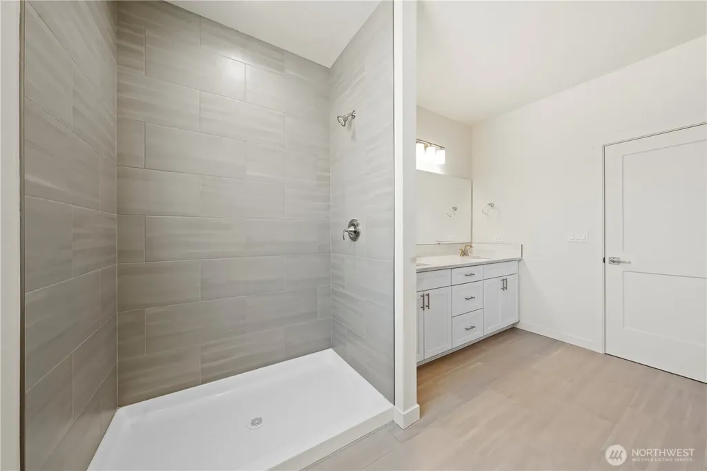 6739 SE Club House Drive Court Othello WA 99344