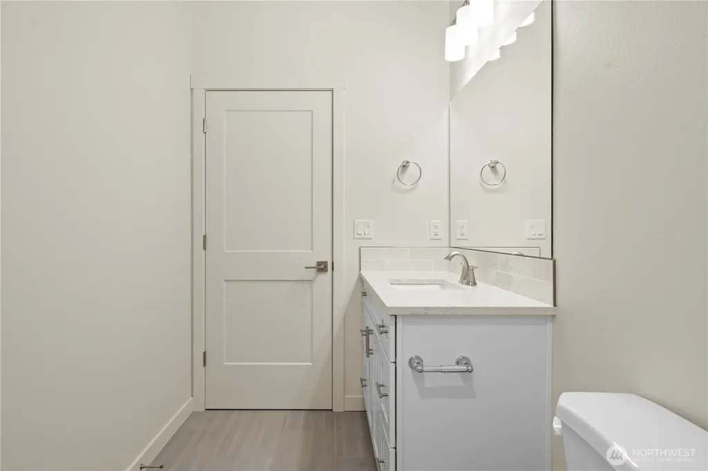 6739 SE Club House Drive Court Othello WA 99344