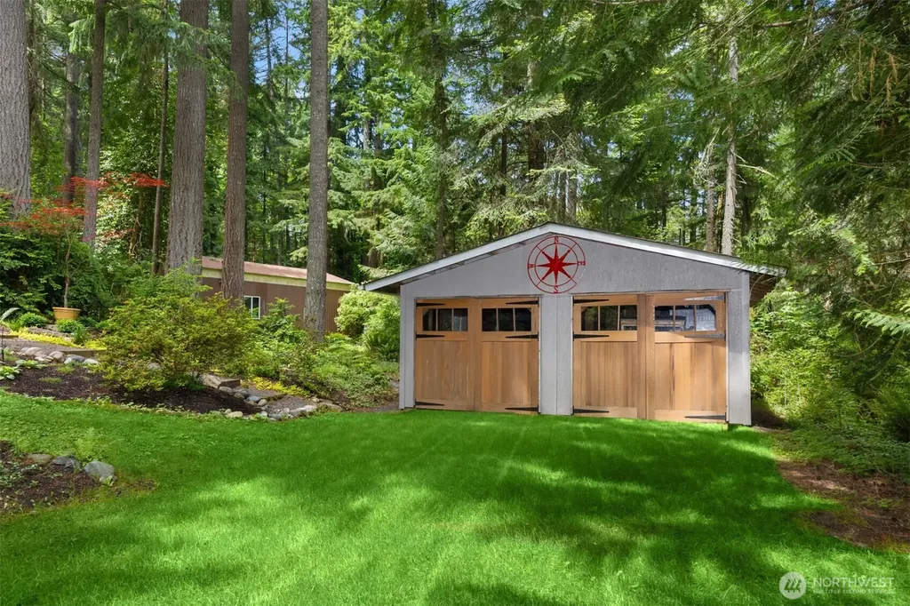 6565 NE Island Center Road Bainbridge Island WA 98110