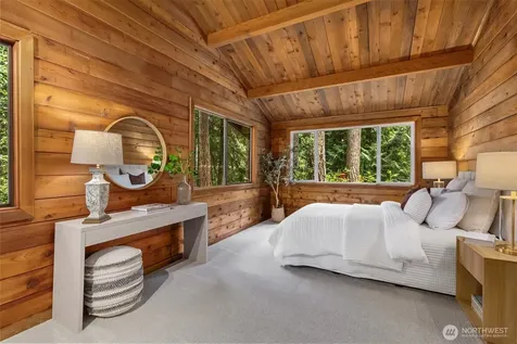 6565 NE Island Center Road Bainbridge Island WA 98110