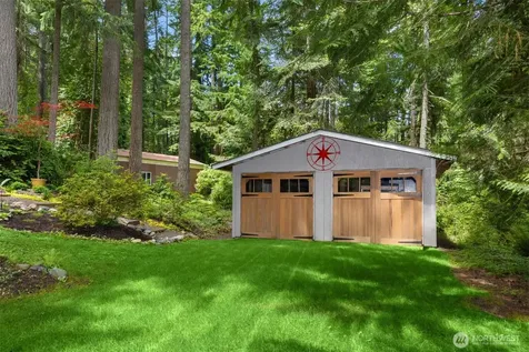 6565 NE Island Center Road Bainbridge Island WA 98110