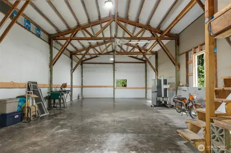 6565 NE Island Center Road Bainbridge Island WA 98110