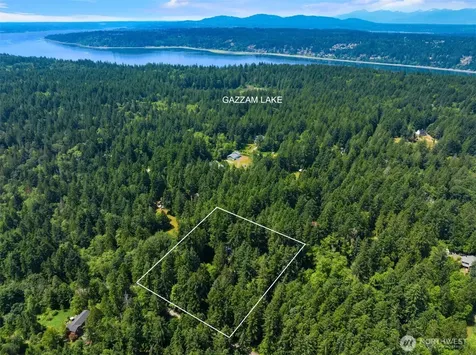 6565 NE Island Center Road Bainbridge Island WA 98110