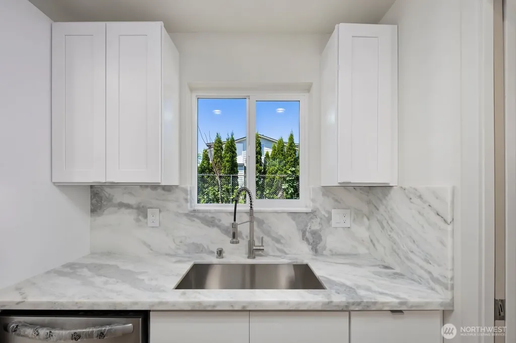 1251 SW 151st Street Seattle WA 98166