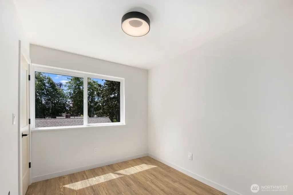 1251 SW 151st Street Seattle WA 98166
