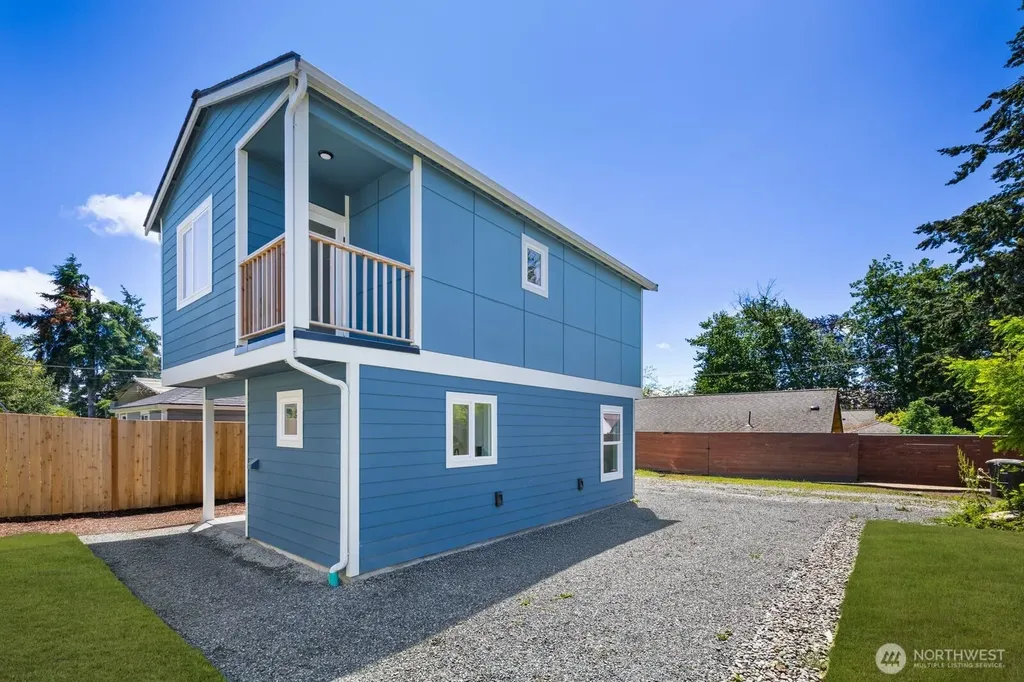 1251 SW 151st Street Seattle WA 98166