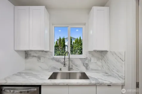 1251 SW 151st Street Seattle WA 98166