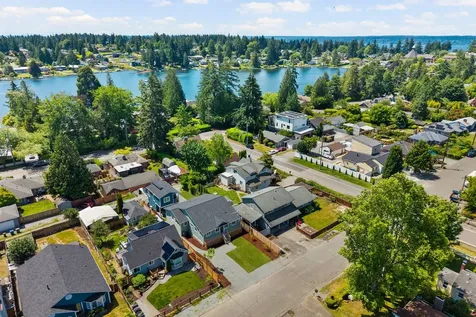 1251 SW 151st Street Seattle WA 98166