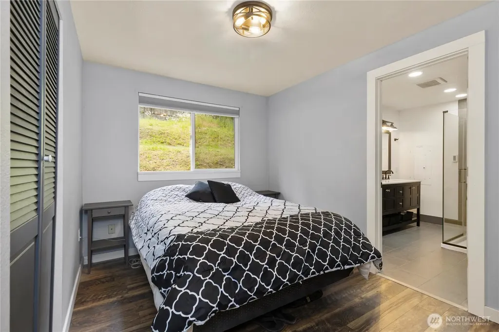 1319 Maple Avenue Snohomish WA 98290