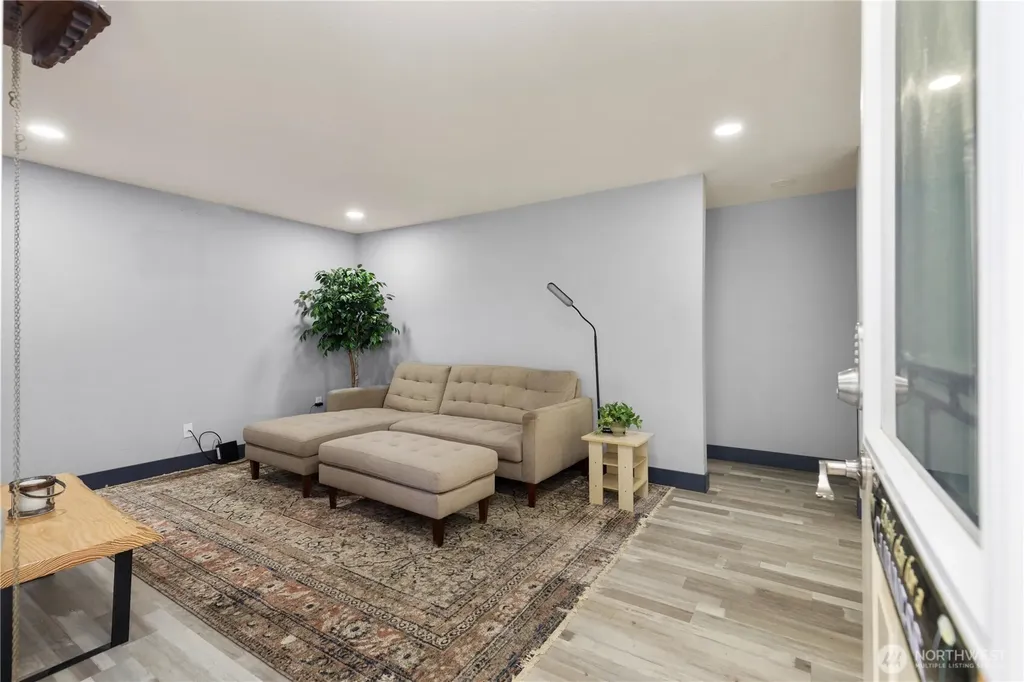 1319 Maple Avenue Snohomish WA 98290