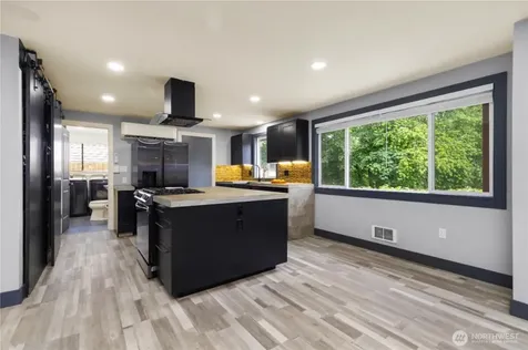 1319 Maple Avenue Snohomish WA 98290