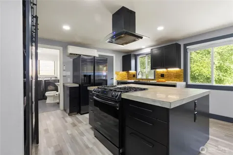 1319 Maple Avenue Snohomish WA 98290