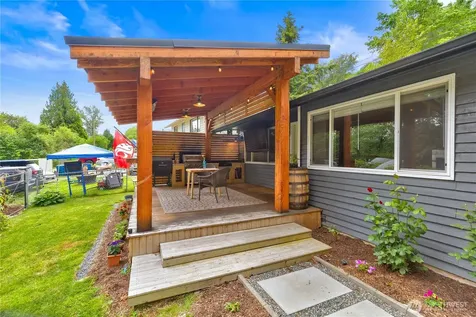 1319 Maple Avenue Snohomish WA 98290