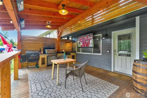 1319 Maple Avenue Snohomish WA 98290