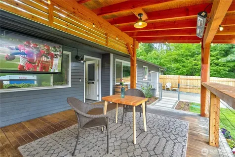 1319 Maple Avenue Snohomish WA 98290