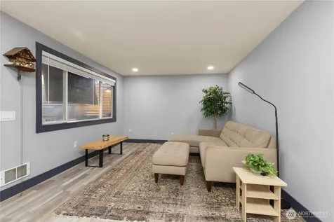 1319 Maple Avenue Snohomish WA 98290