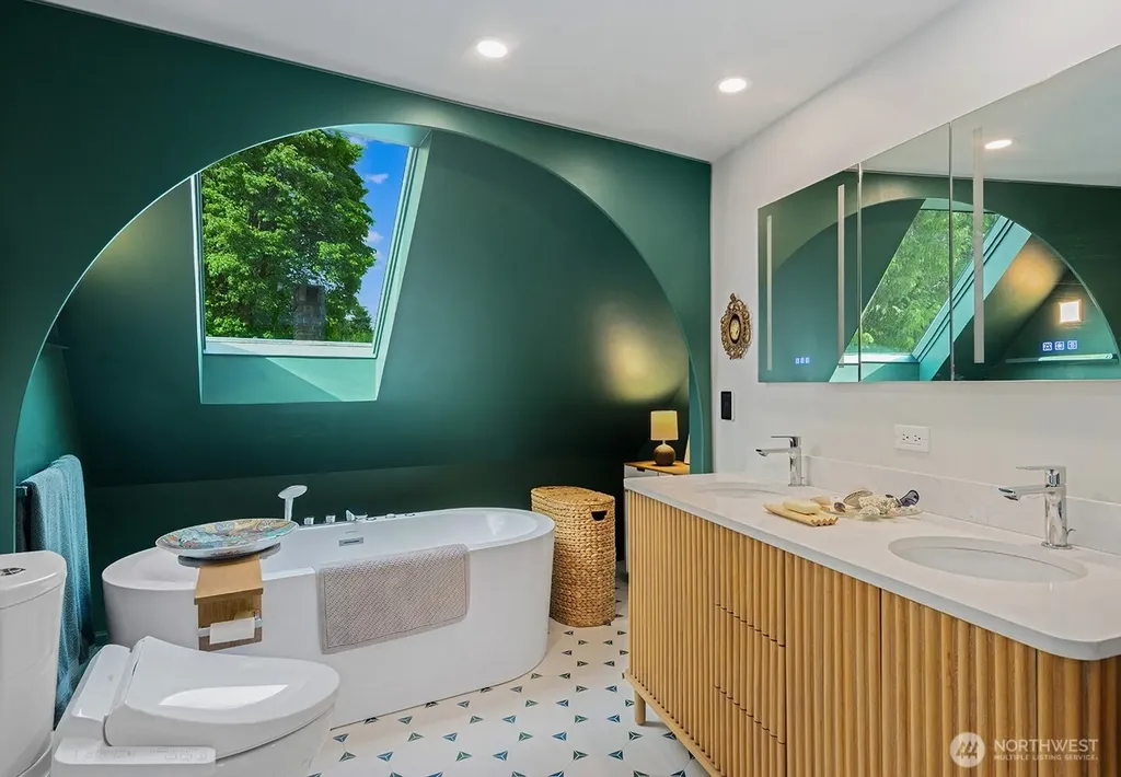 7541 Seward Park Avenue S Seattle WA 98118