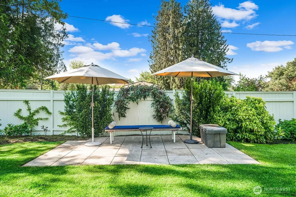 7541 Seward Park Avenue S Seattle WA 98118
