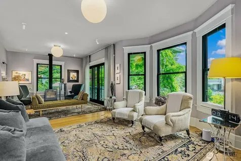 7541 Seward Park Avenue S Seattle WA 98118
