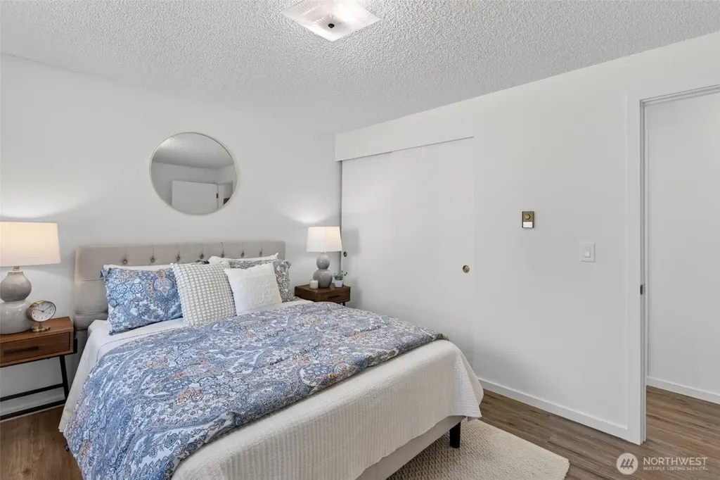19209 Grannis Road Bothell WA 98012