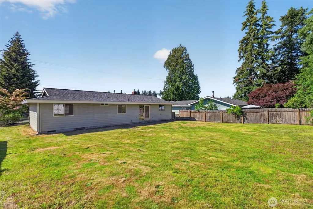 19209 Grannis Road Bothell WA 98012