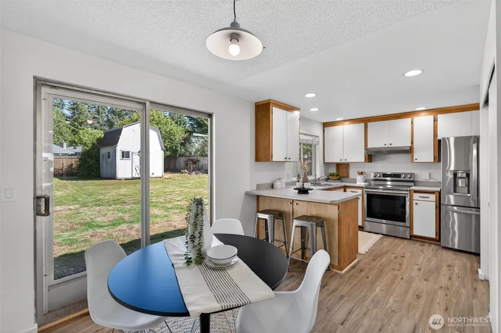 19209 Grannis Road Bothell WA 98012