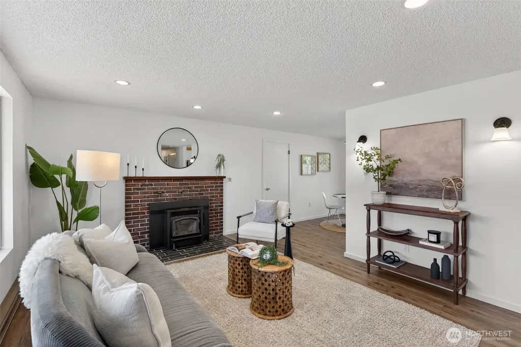19209 Grannis Road Bothell WA 98012