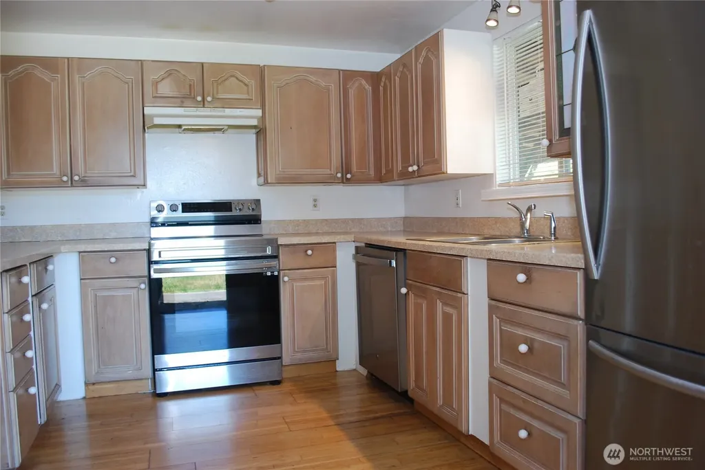 217 162nd Street E Tacoma WA 98445