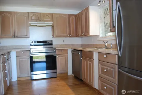 217 162nd Street E Tacoma WA 98445