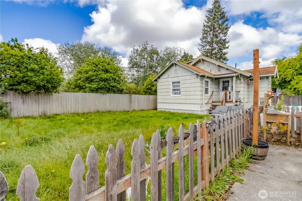 6512 Fawcett Avenue Tacoma WA 98408