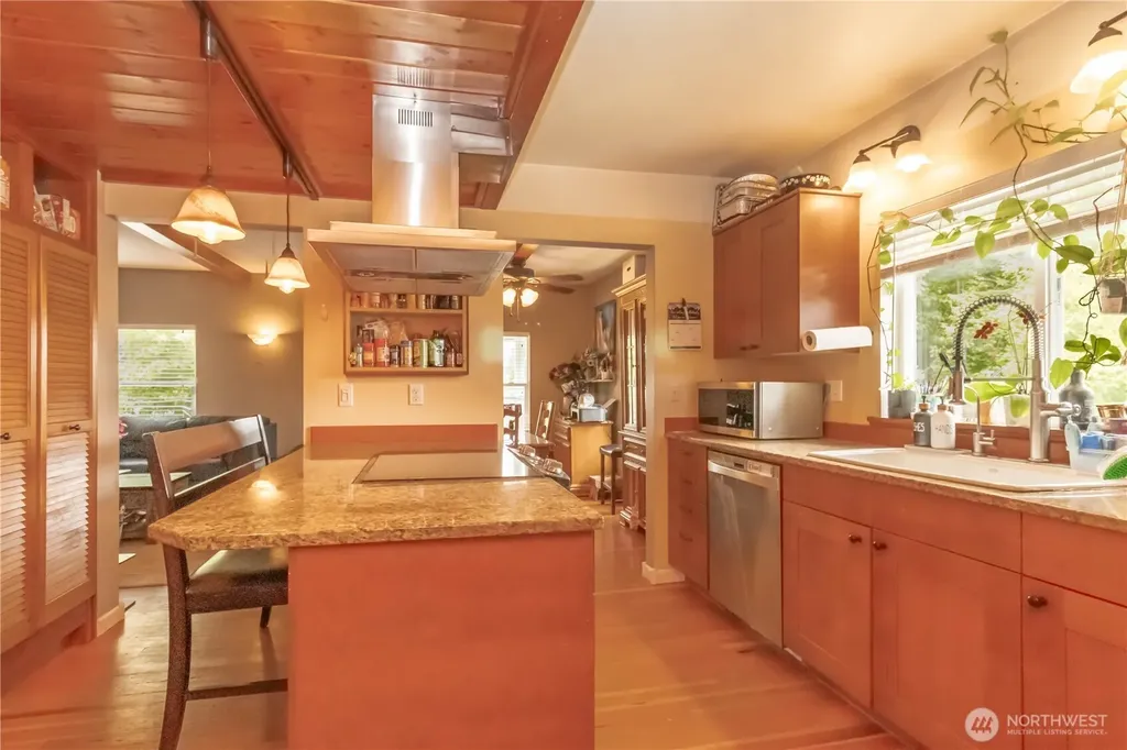6512 Fawcett Avenue Tacoma WA 98408