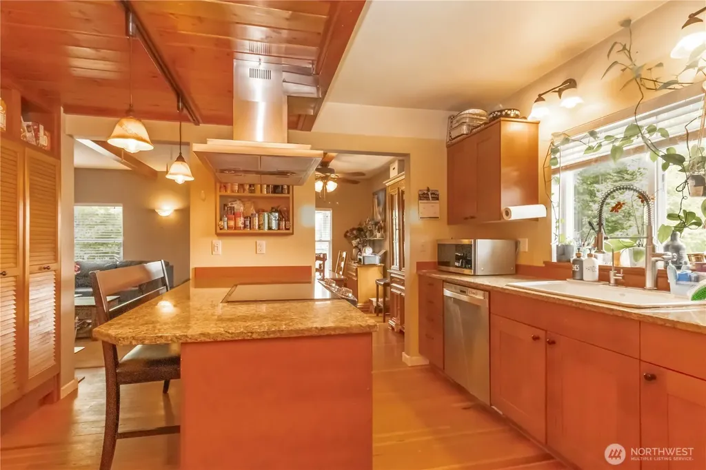 6512 Fawcett Avenue Tacoma WA 98408