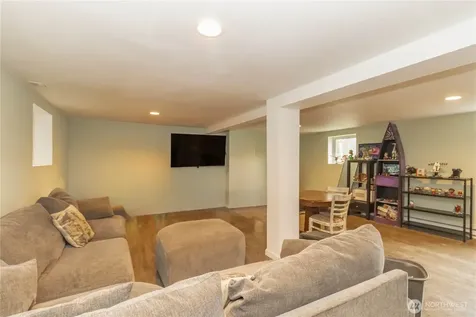 6512 Fawcett Avenue Tacoma WA 98408