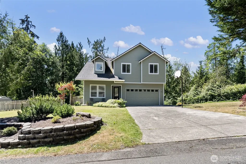 3221 Aspen Street SE Port Orchard WA 98366
