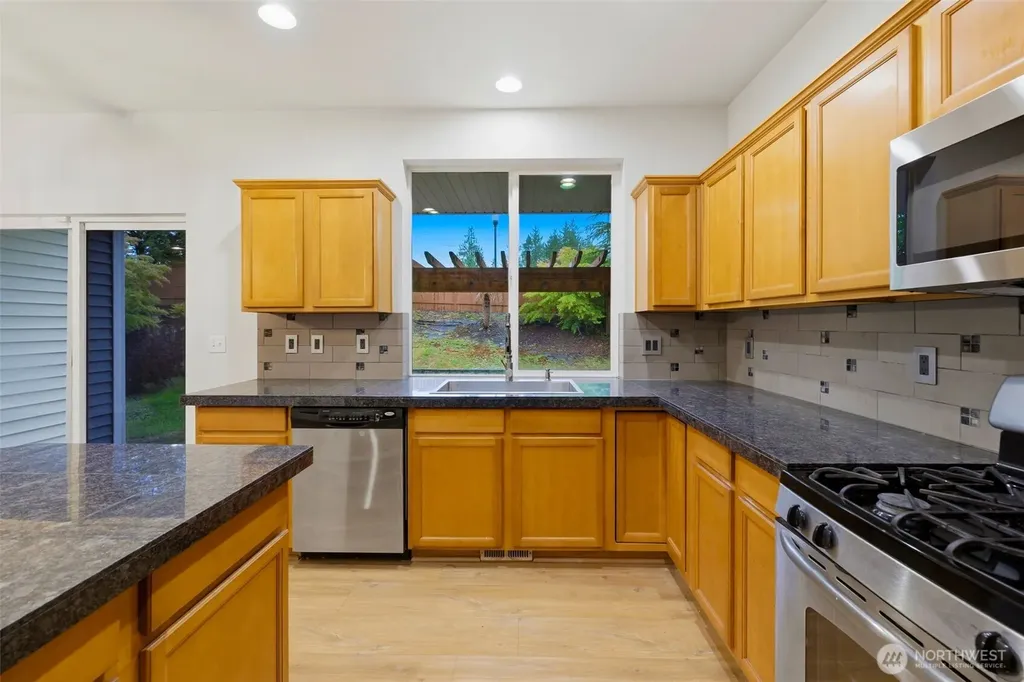 2321 88th Drive NE Lake Stevens WA 98258