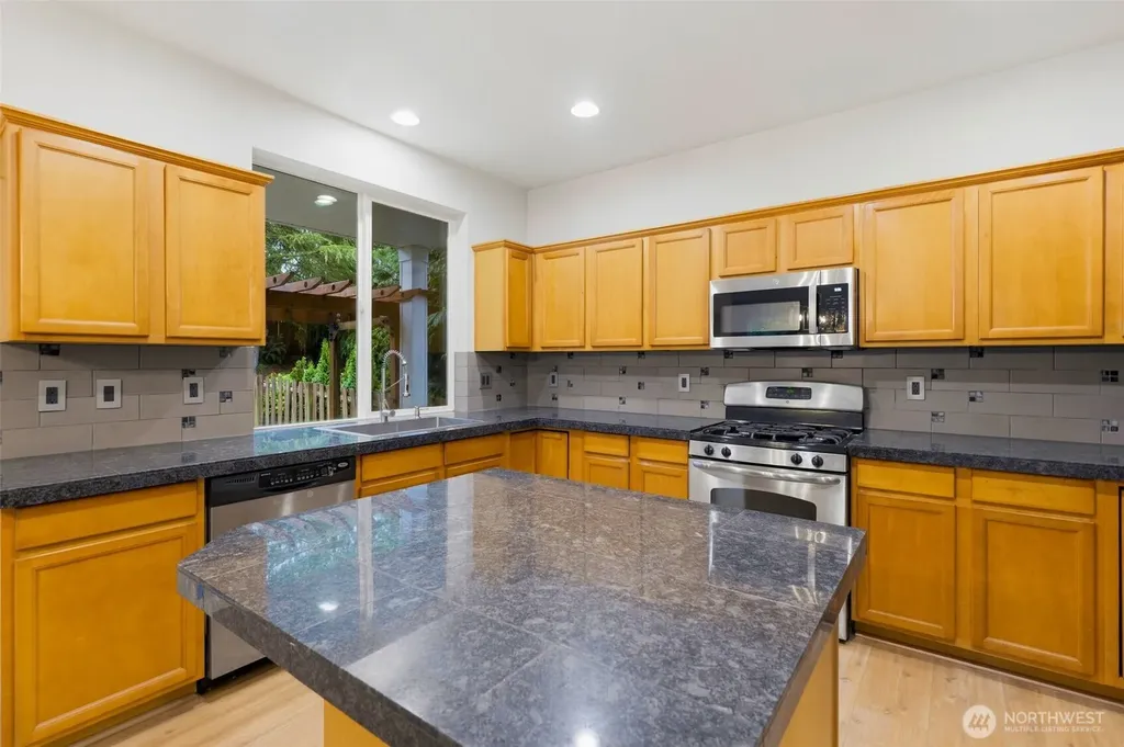 2321 88th Drive NE Lake Stevens WA 98258