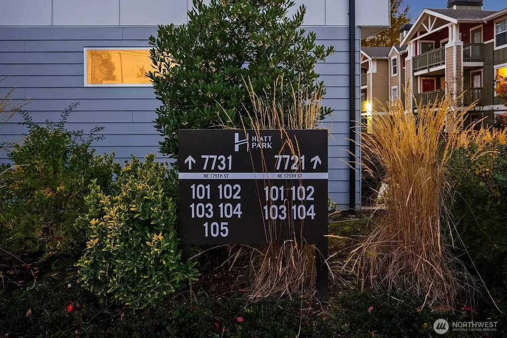 7721 NE 175th Street Kenmore WA 98028