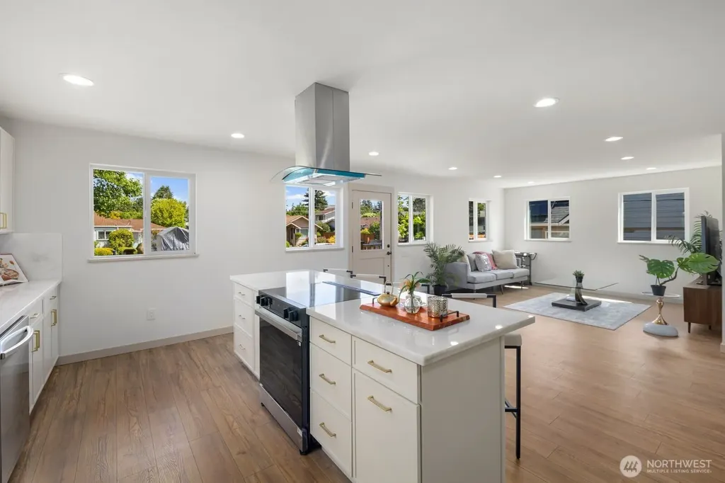 1249 SW 151st Street Seattle WA 98166