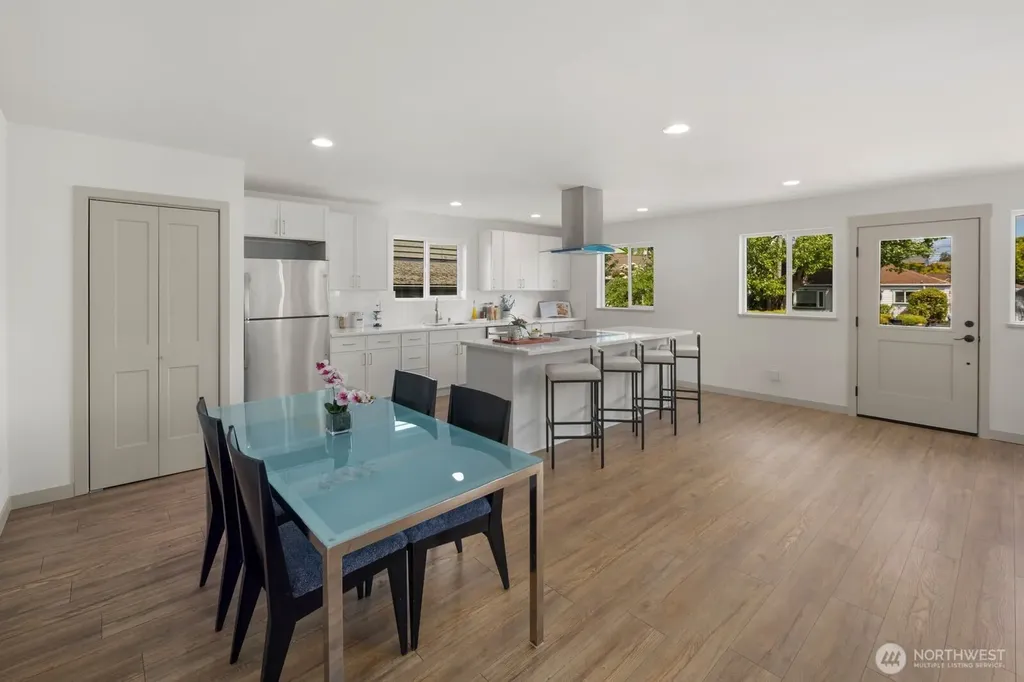 1249 SW 151st Street Seattle WA 98166