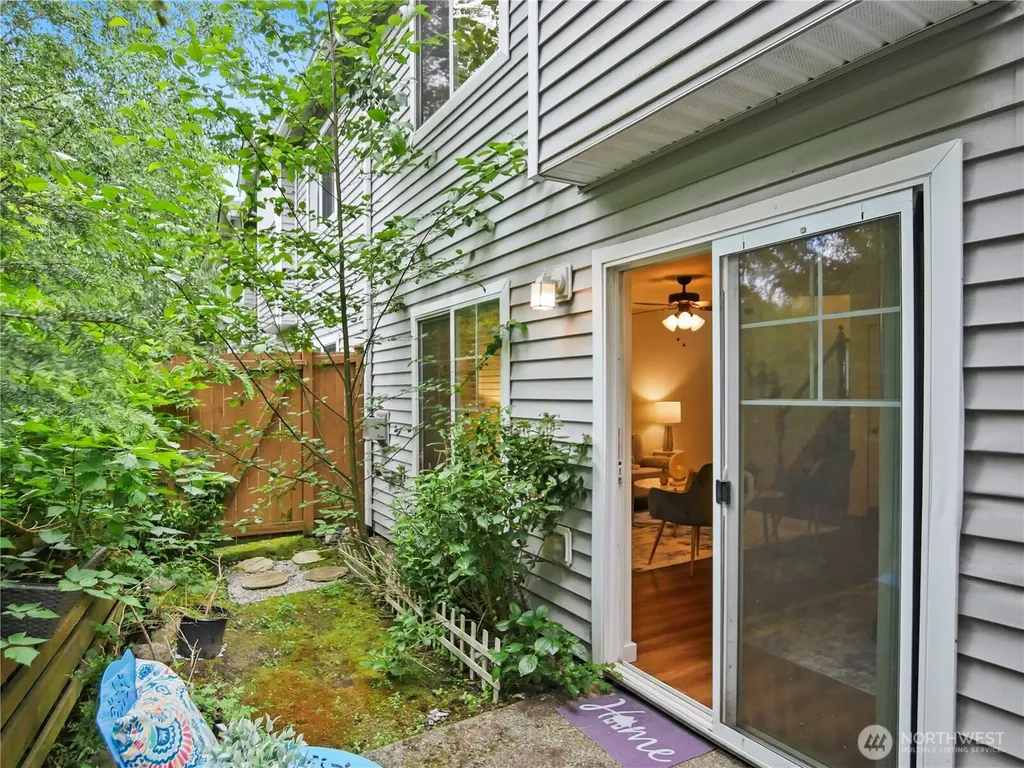14607 52nd Avenue W Edmonds WA 98026