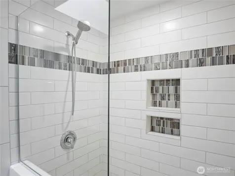 14607 52nd Avenue W Edmonds WA 98026