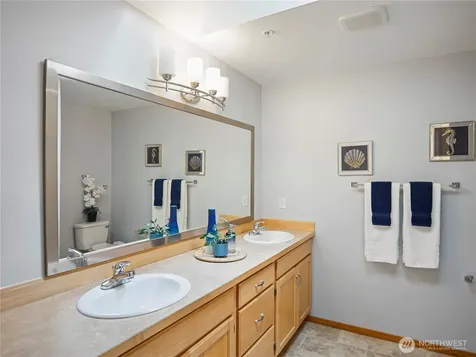 14607 52nd Avenue W Edmonds WA 98026