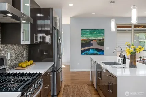 5903 20th Avenue S Seattle WA 98108